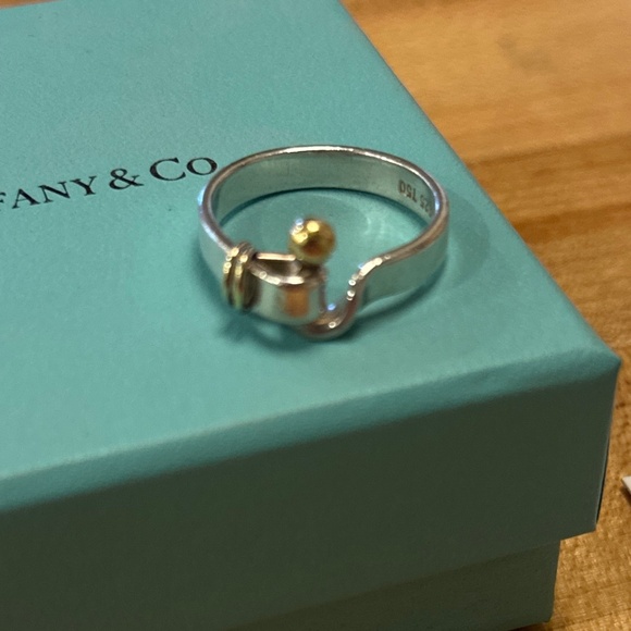 VTG Tiffany & Co. Hook & Eye sterling silver ring 925 w/18k gold accents, SZ 9. - Picture 2 of 7